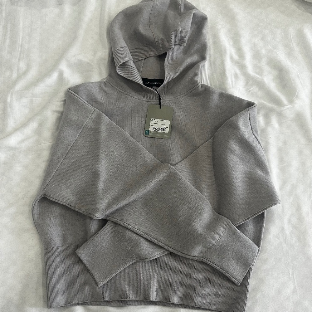 NWT Canada Goose Holton hoodie - size XS
